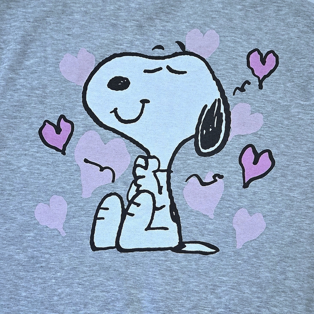 Peanuts🥜 Snoopy "Dreaming About You"😴 Sweatshirt - NWOT - Picture 3 of 15